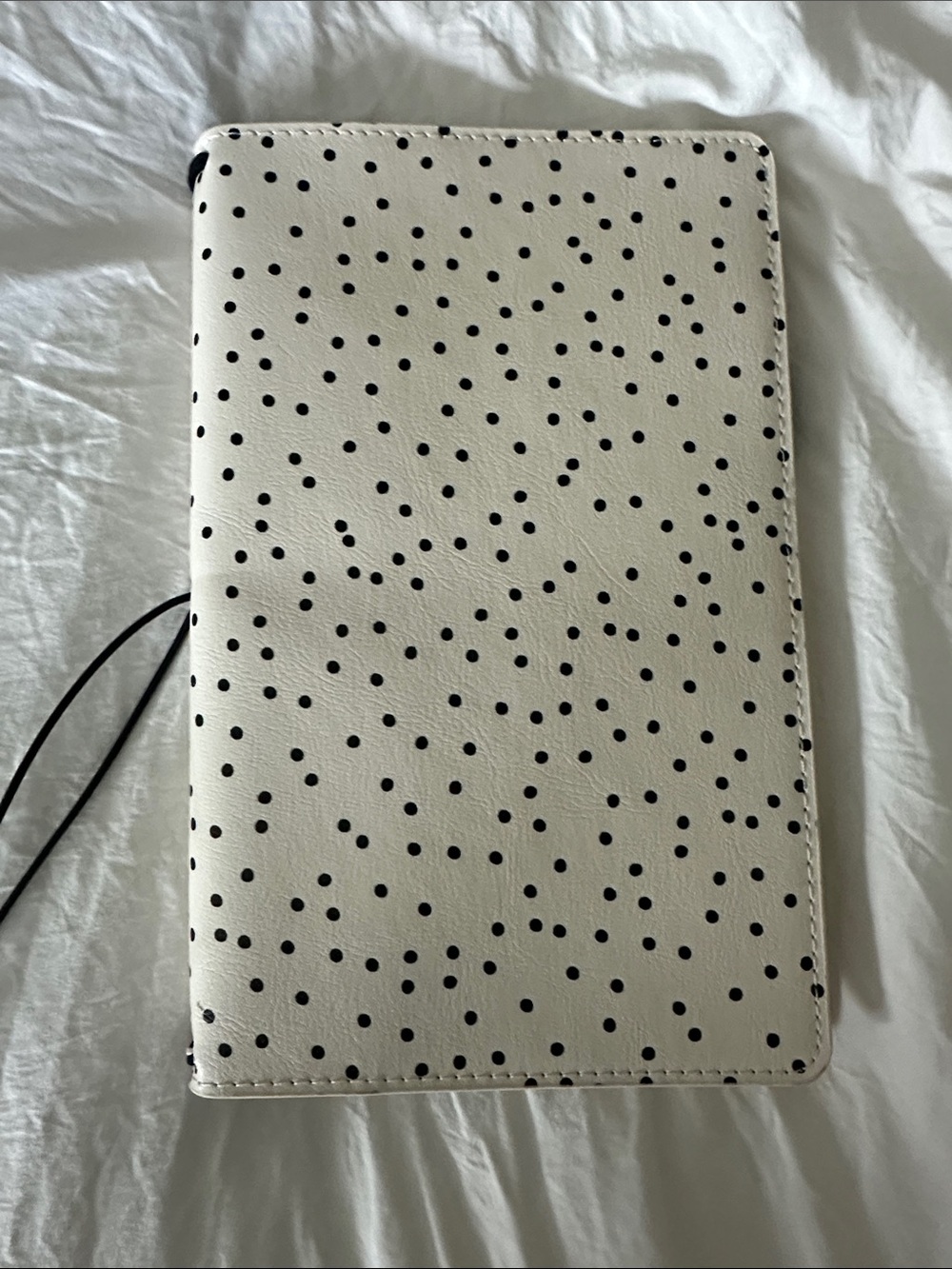 Cahier TN cream polka dot NWOT